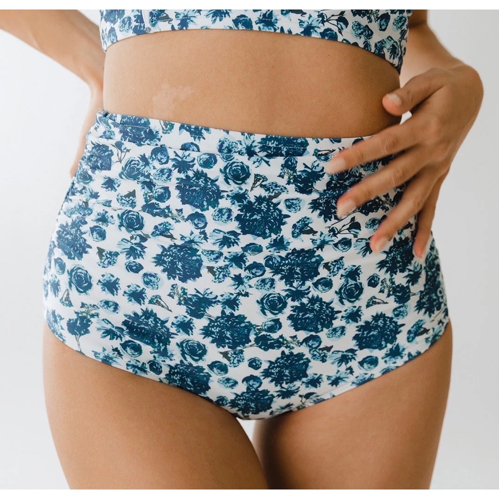 Albion Fit Santorini Ruched Floral High Waisted Bikini Bottoms Medium Modest